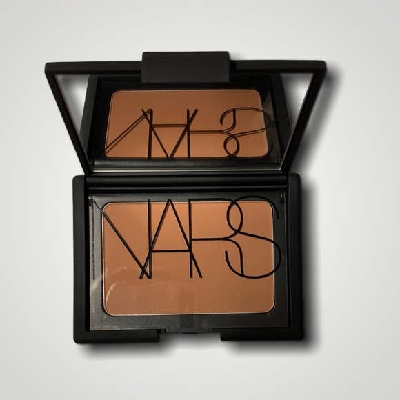 🎉HP🎉 NARS POWDER FOUNDATION MED/DARK2 SYRACUSE 6206 - Picture 2 of 4